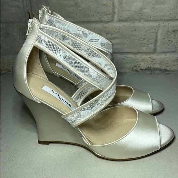 NIB MSRP $109 Nina Elyana Strappy Wedge Sandal Women's Size 9.5 - Picture 8 of 9